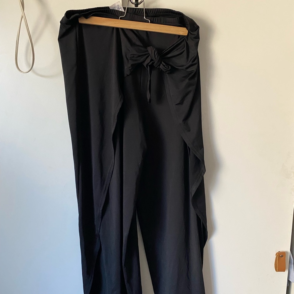 Lands end Black Tie-Front swim Pants/ cover up